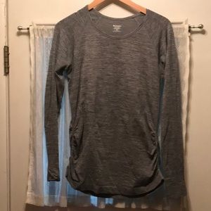 Athleta, Size M grey L/S top